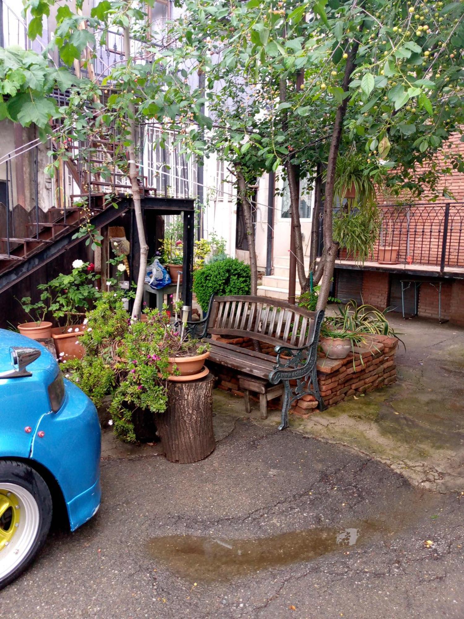 Birdhome In Tbilisi Exterior foto